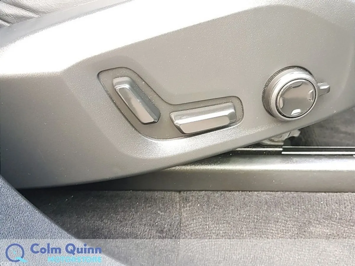 Volvo XC90 SUV, Petrol Plug-in Hybrid, 2022, Grey