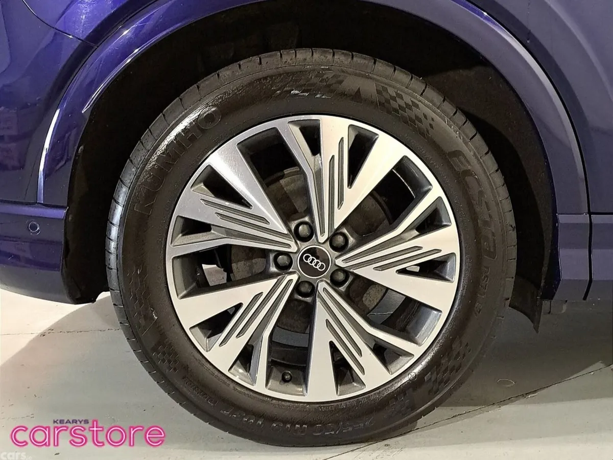 Audi e-tron SUV, Electric, 2023, Blue