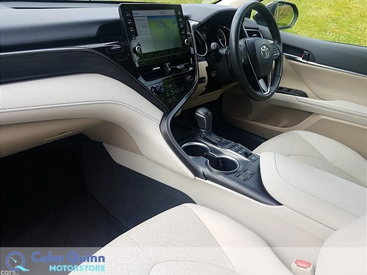 Toyota Camry Saloon, Petrol Hybrid, 2023, Brown