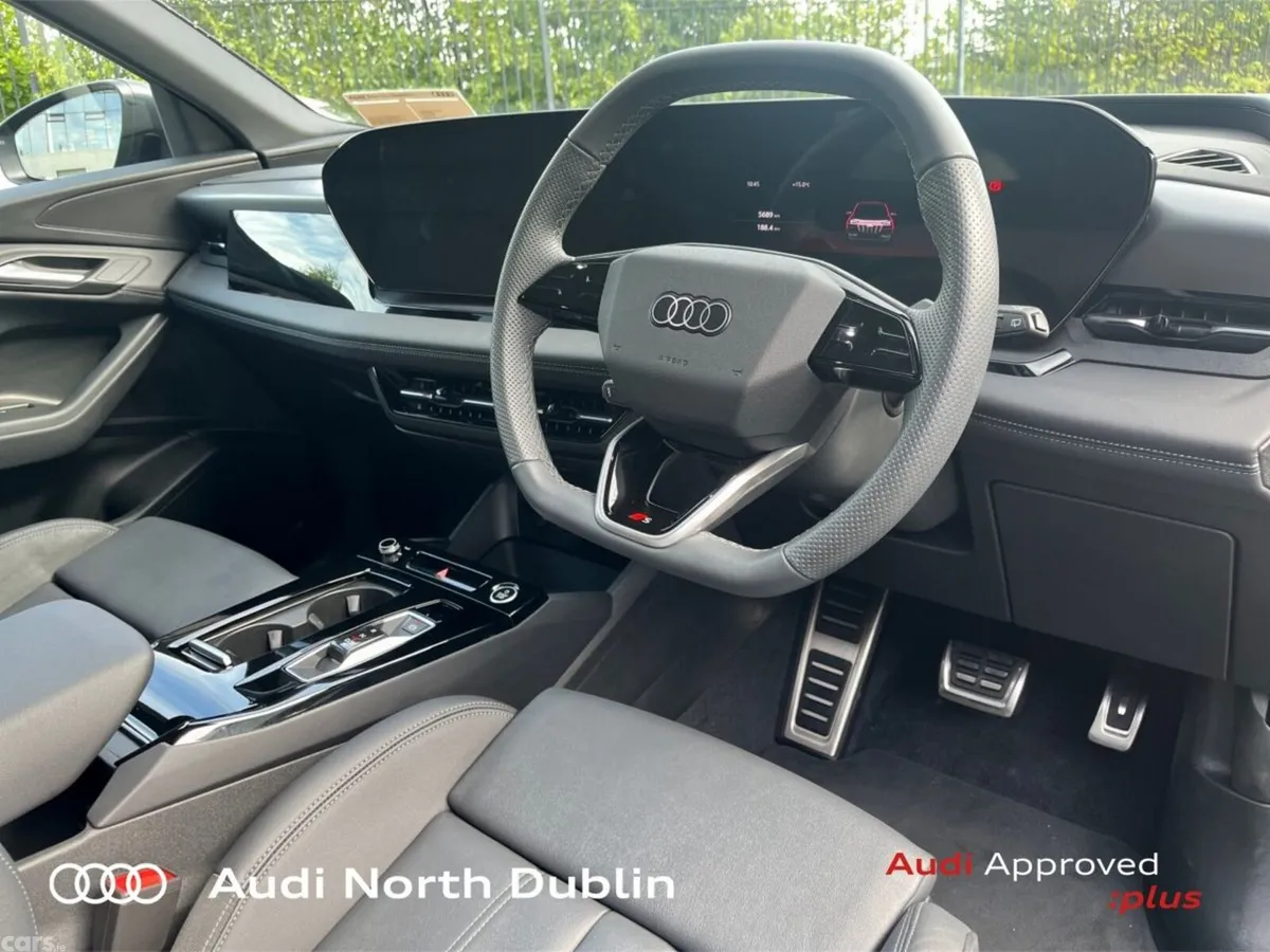 Audi Q6 e-tron SUV, Electric, 2025, Grey