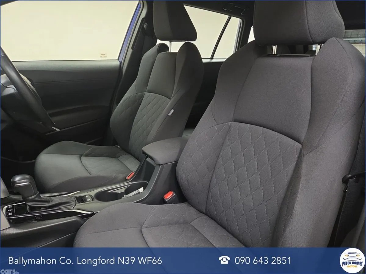 Toyota Corolla Cross Hatchback, Petrol Hybrid, 2025, Blue