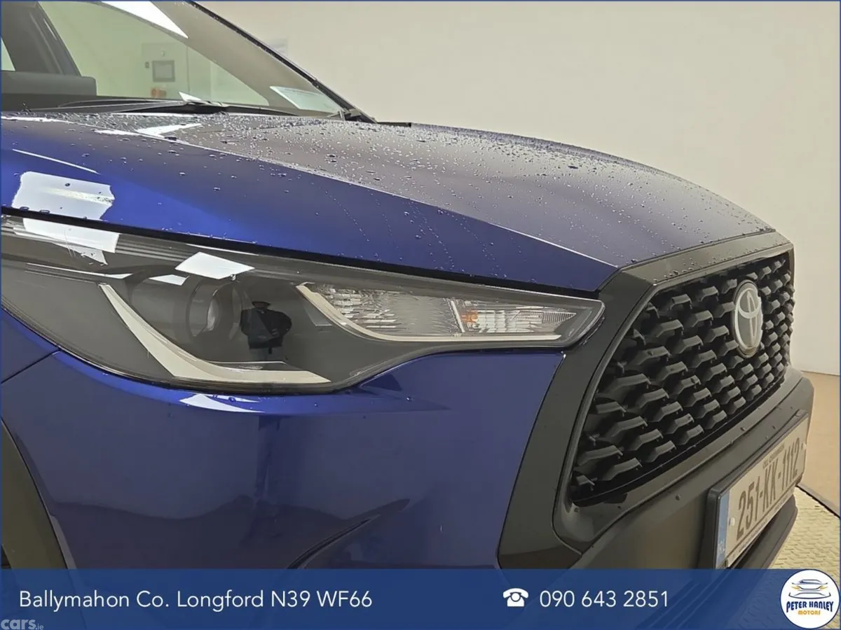 Toyota Corolla Cross Hatchback, Petrol Hybrid, 2025, Blue