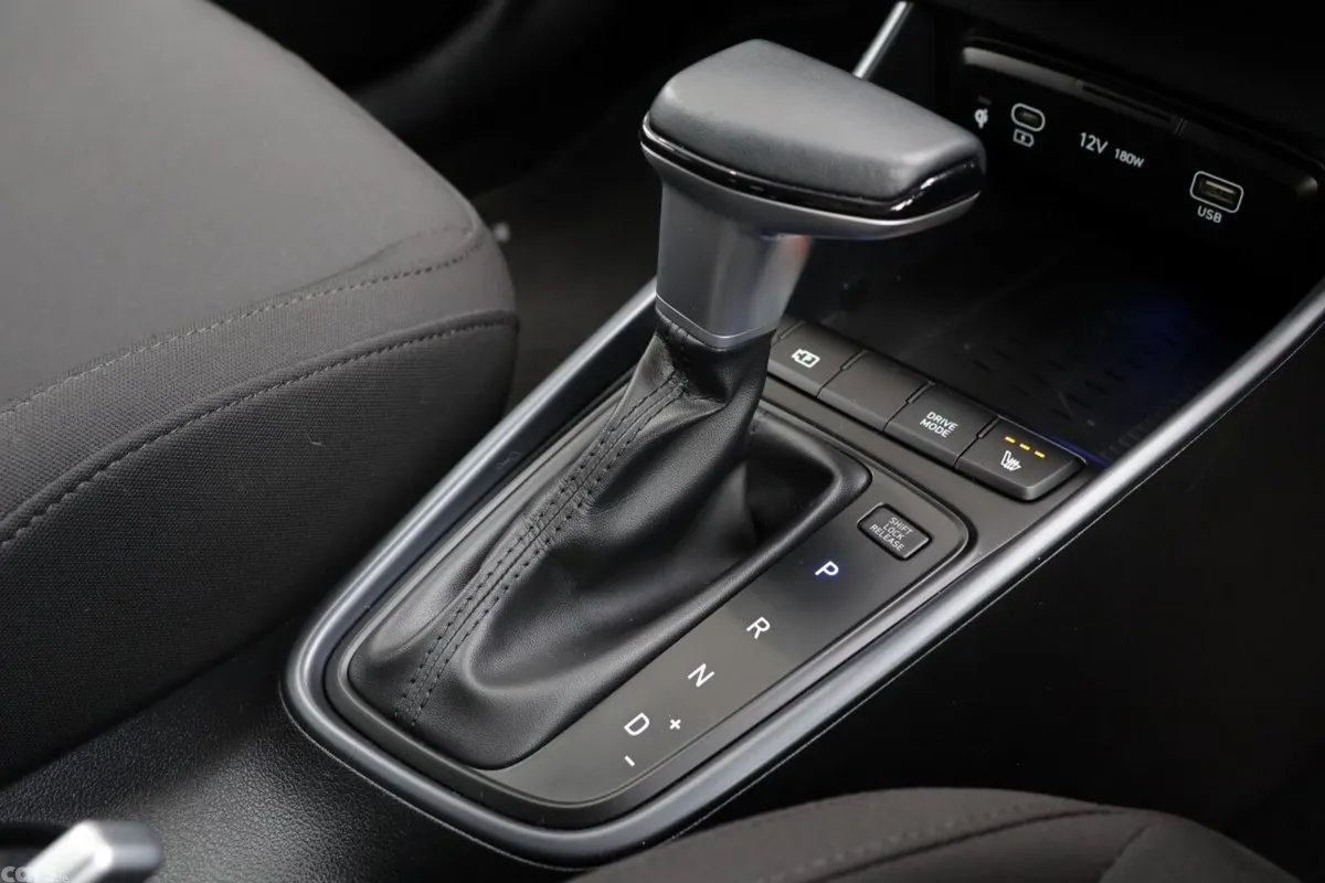 Hyundai Bayon Estate, Petrol, 2025, Green