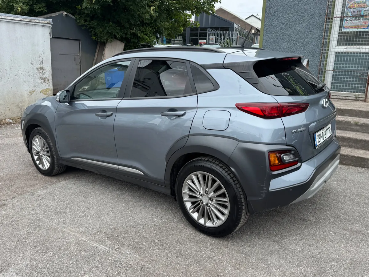 Hyundai KONA MPV, Petrol, 2018, Grey