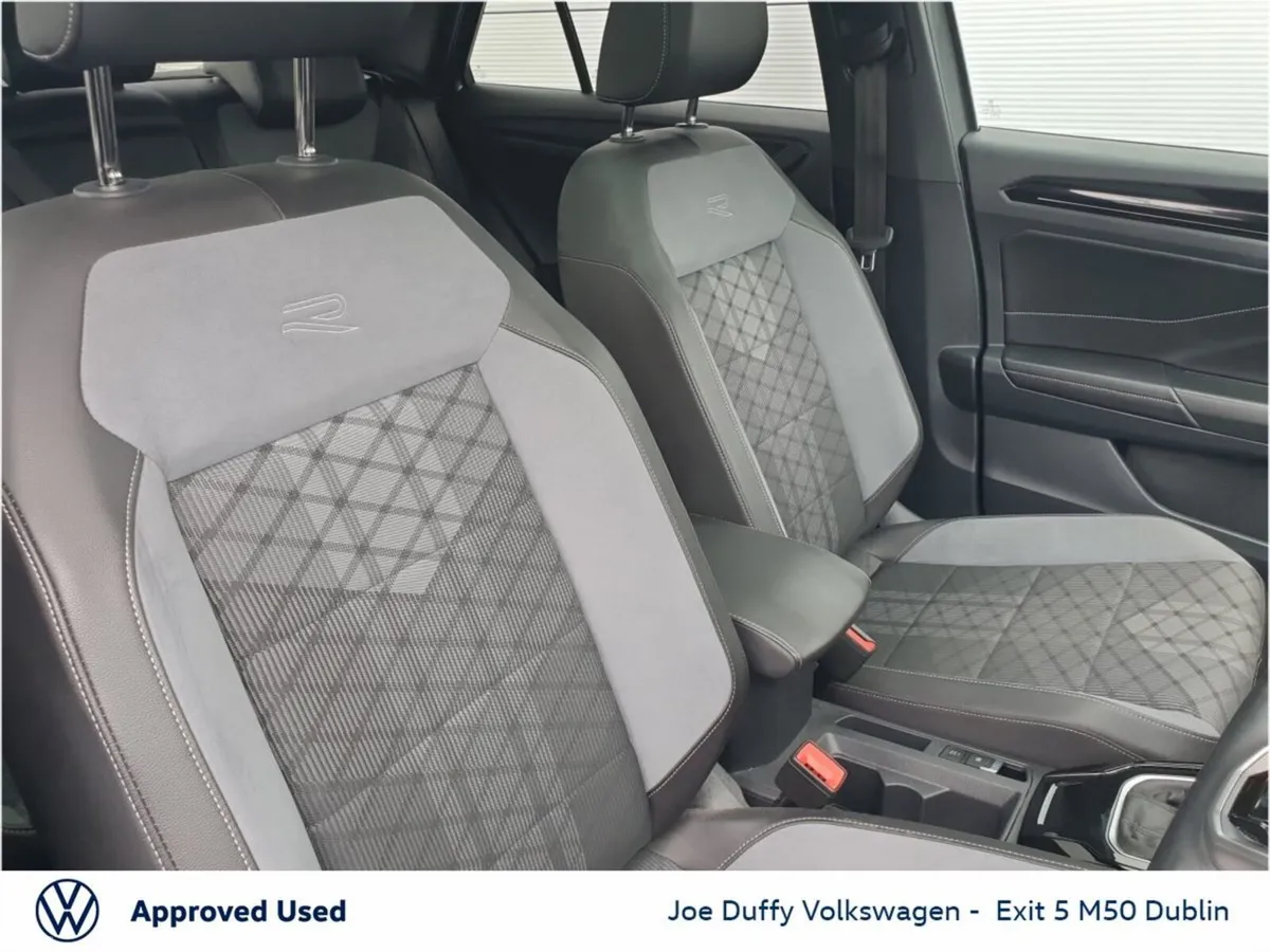 Volkswagen T-Roc SUV, Petrol, 2023, Grey