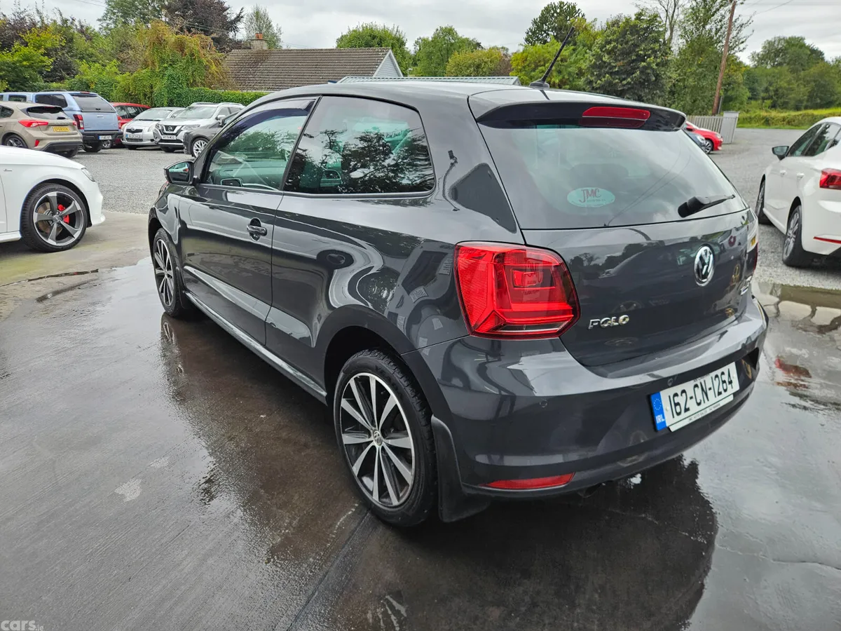 Volkswagen Polo Hatchback, Petrol, 2016, Grey
