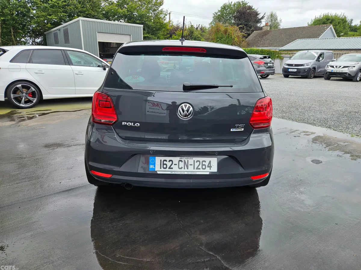 Volkswagen Polo Hatchback, Petrol, 2016, Grey