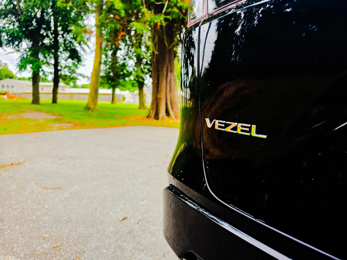 Honda Vezel SUV, Petrol Hybrid, 2021, Black