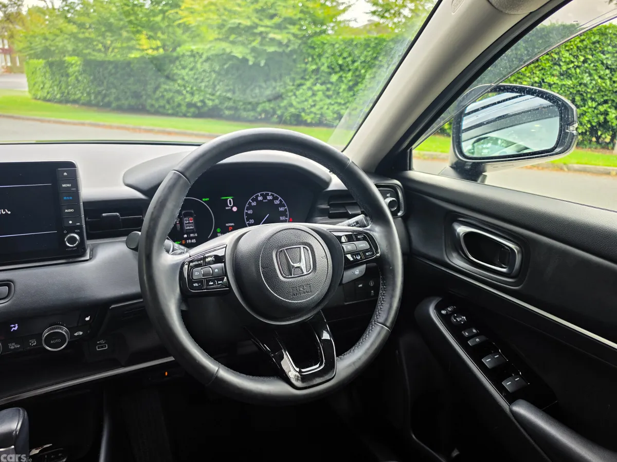 Honda Vezel SUV, Petrol Hybrid, 2021, Black