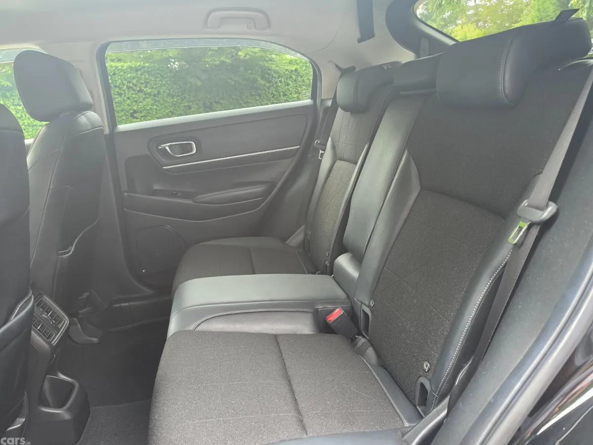 Honda Vezel SUV, Petrol Hybrid, 2021, Black