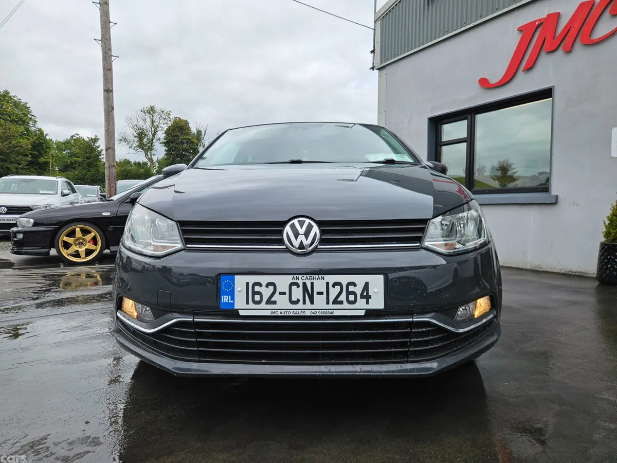 Volkswagen Polo Hatchback, Petrol, 2016, Grey