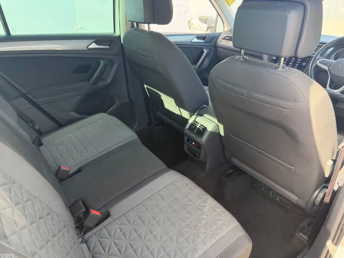 Volkswagen Tiguan Estate, Diesel, 2023, Grey