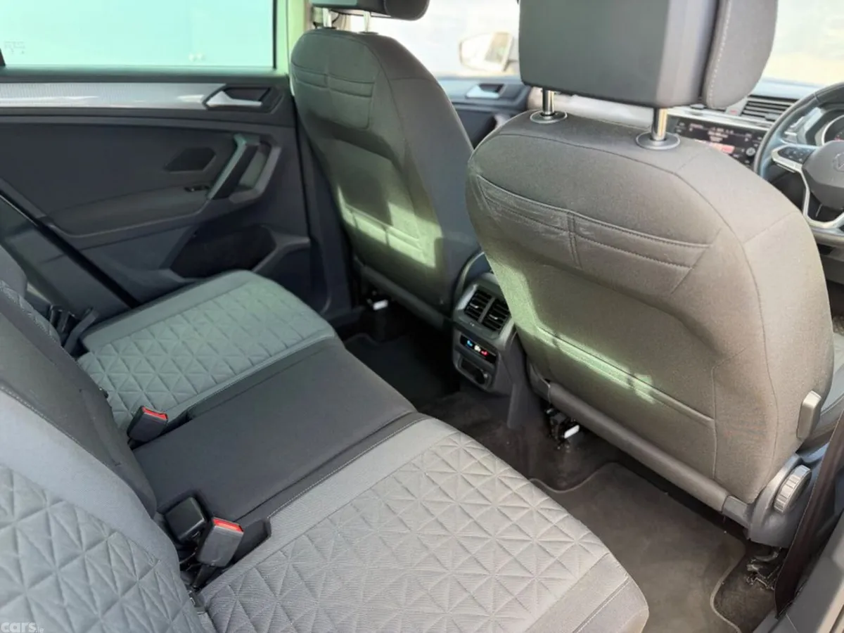 Volkswagen Tiguan Estate, Diesel, 2023, Grey