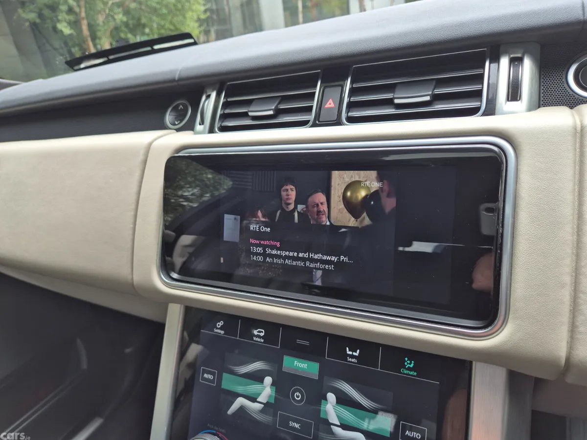 Land Rover Range Rover SUV, Petrol Plug-in Hybrid, 2021, Grey