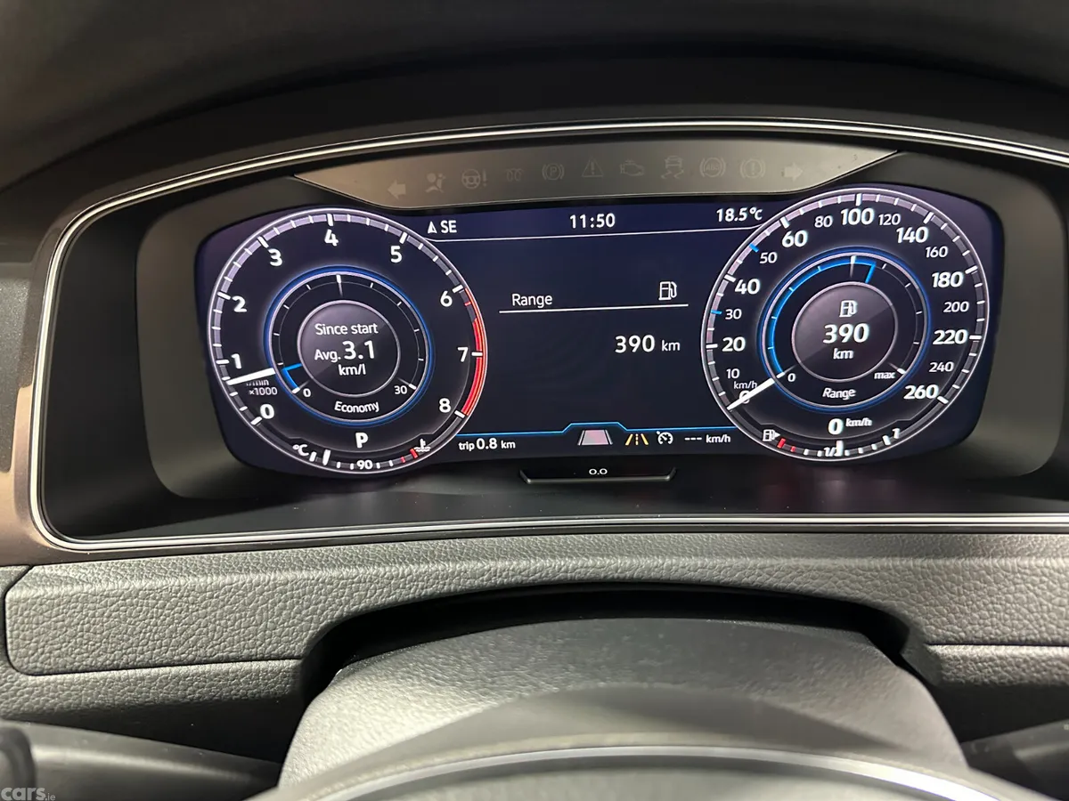 Volkswagen Golf Estate, Petrol, 2019, White