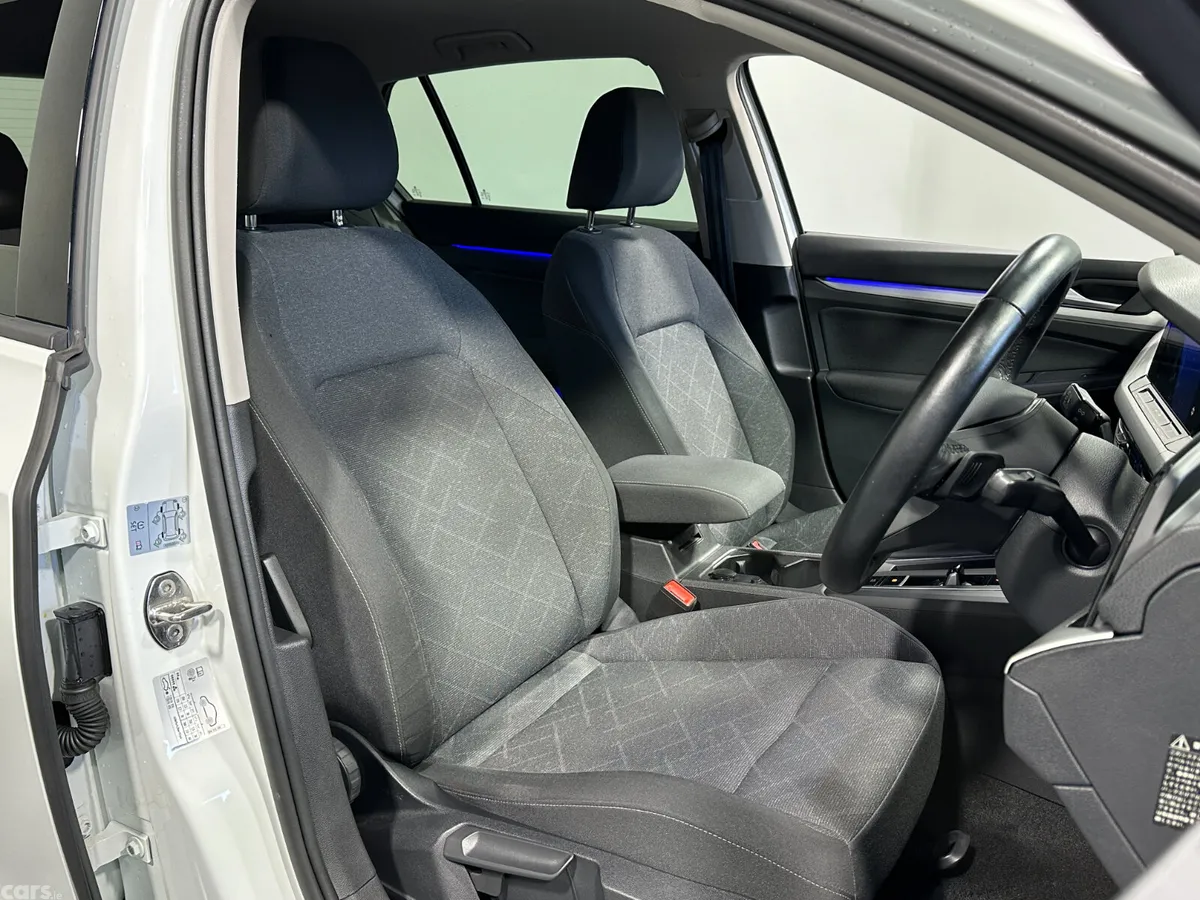 Volkswagen Golf Hatchback, Petrol, 2021, White