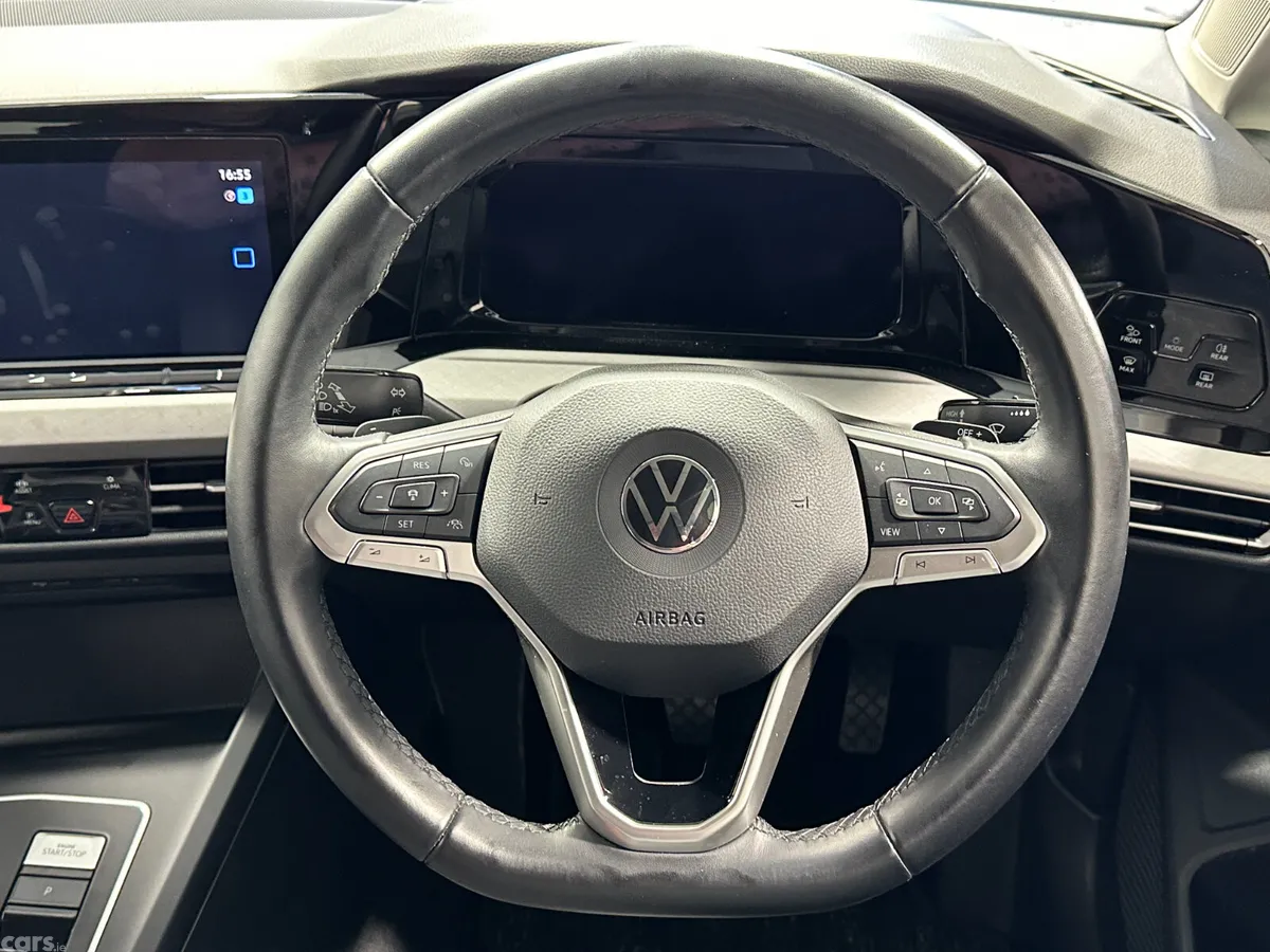 Volkswagen Golf Hatchback, Petrol, 2021, White