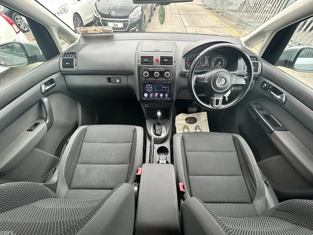 Volkswagen Touran MPV, Petrol, 2013, Silver