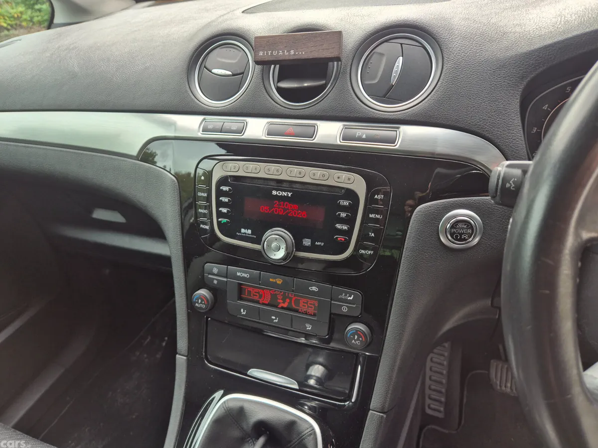 Ford Galaxy MPV, Diesel, 2015, Grey