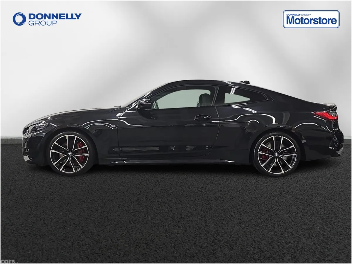 BMW 4-Series Coupe, Diesel, 2023, Black