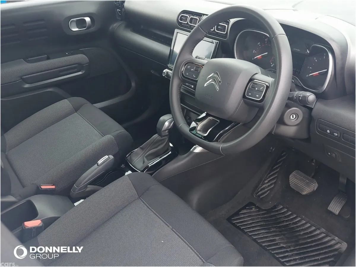 Citroen C3 Aircross Hatchback, Petrol, 2023, White