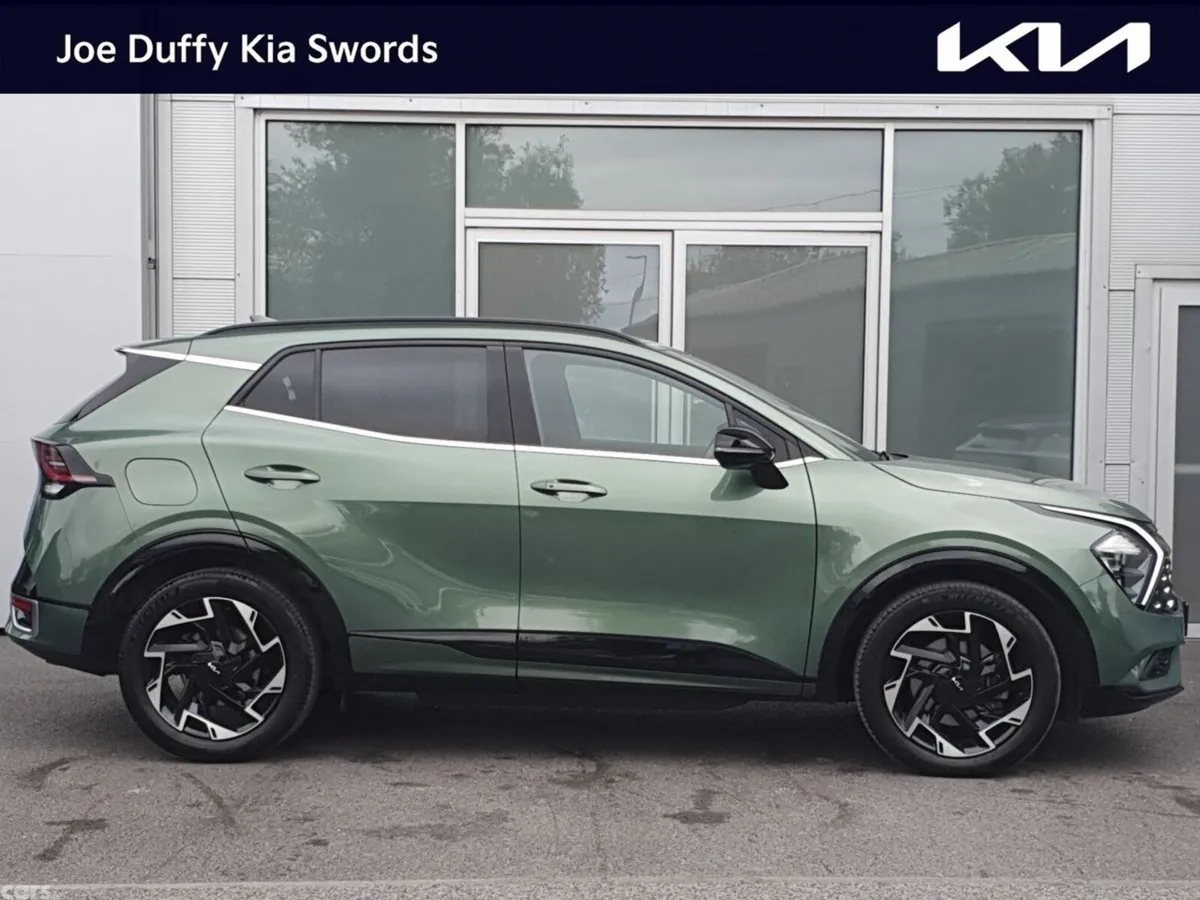Kia Sportage SUV, Petrol Hybrid, 2024, Green