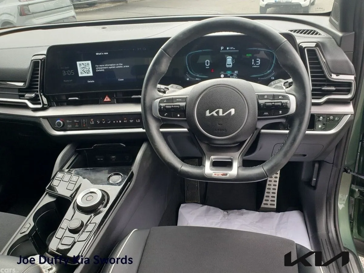 Kia Sportage SUV, Petrol Hybrid, 2024, Green