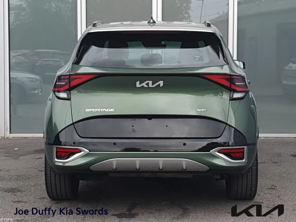 Kia Sportage SUV, Petrol Hybrid, 2024, Green