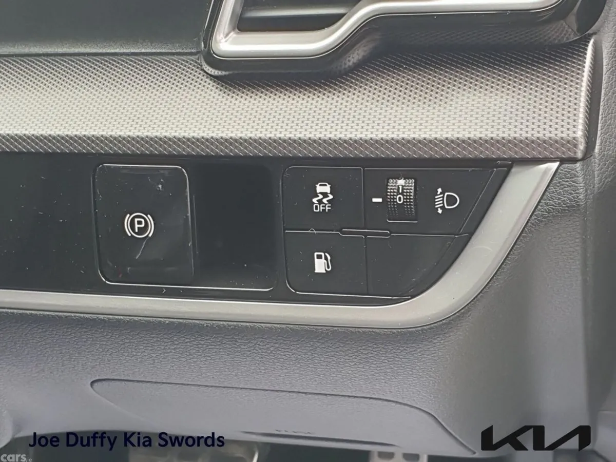 Kia Sportage SUV, Petrol Hybrid, 2024, Green