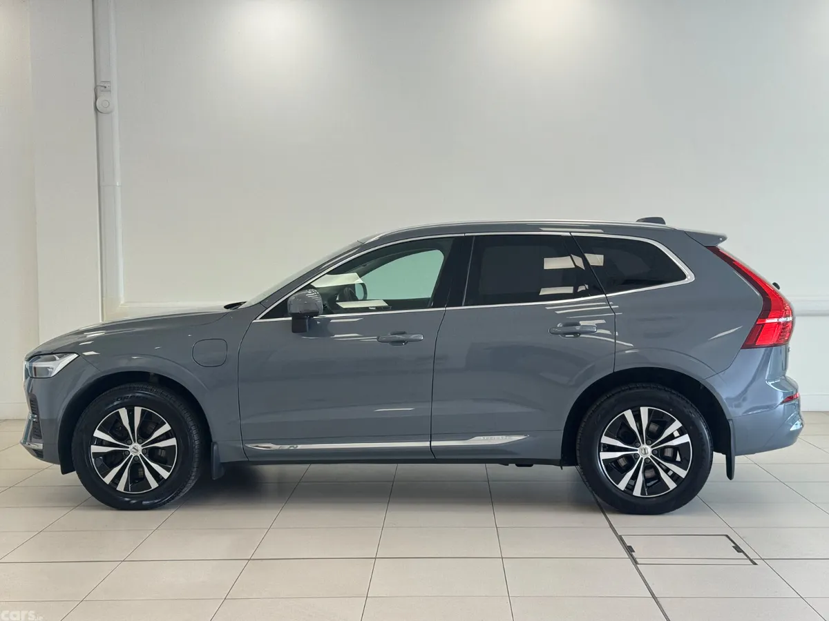Volvo XC60 SUV, Petrol Plug-in Hybrid, 2024, Grey