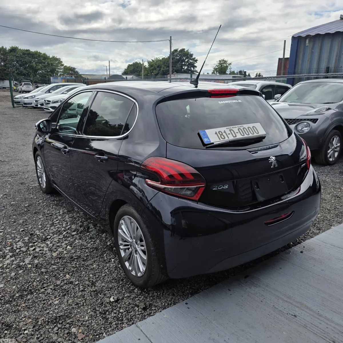 Peugeot 208 Hatchback, Petrol, 2018, Blue