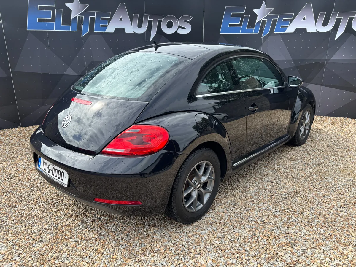 Volkswagen Beetle Hatchback, Petrol, 2013, Black