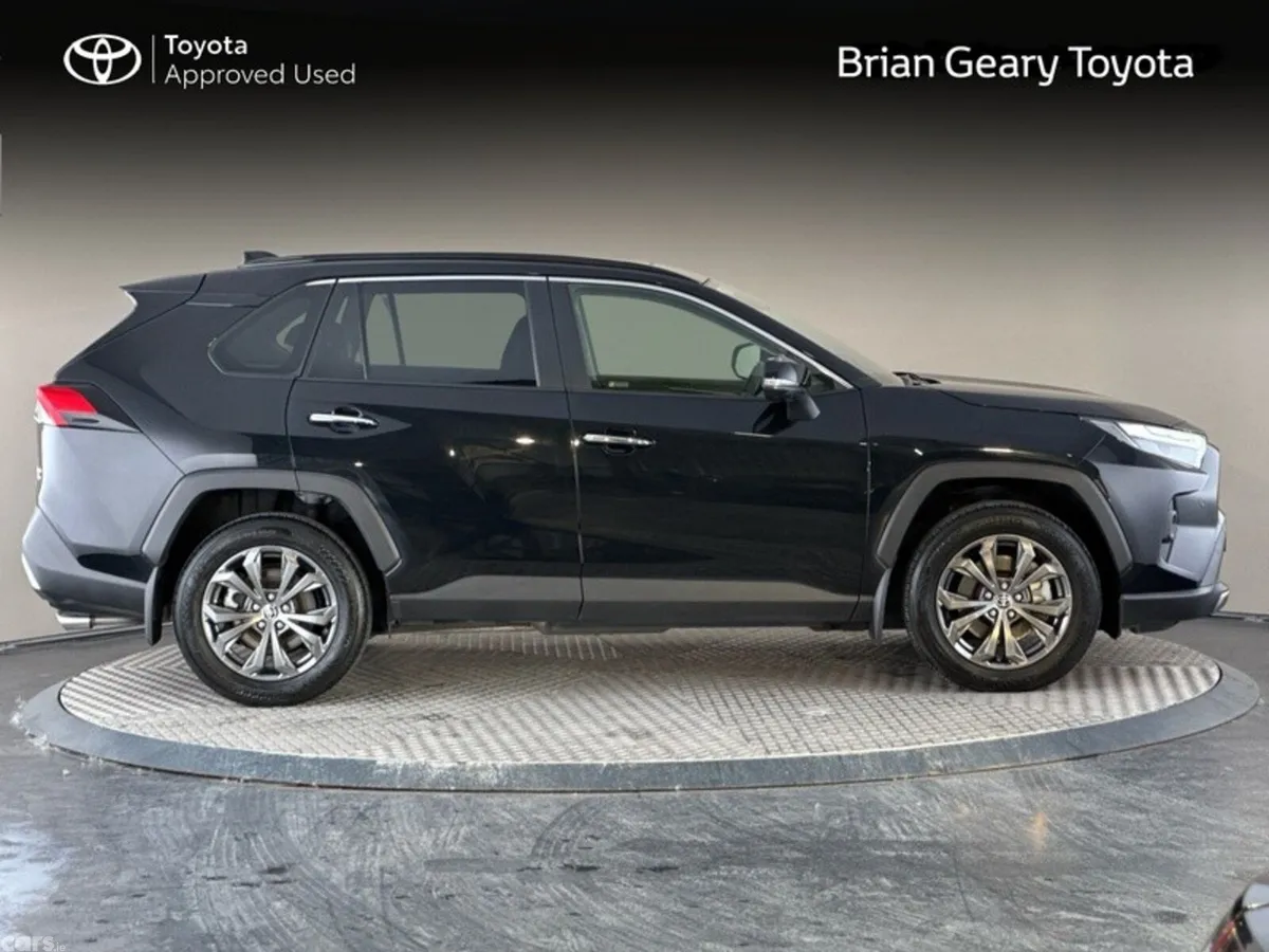 Toyota RAV4 SUV, Petrol Hybrid, 2022, Black