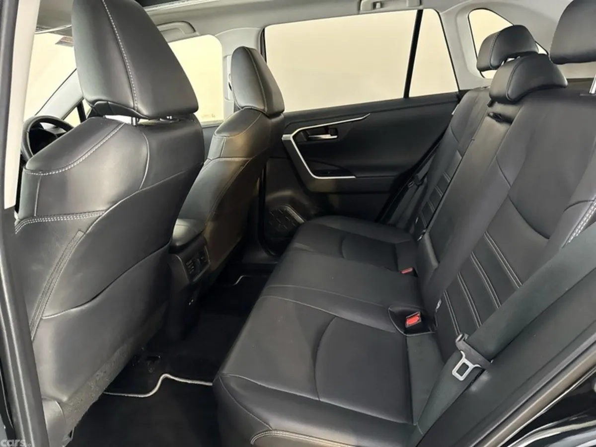 Toyota RAV4 SUV, Petrol Hybrid, 2022, Black