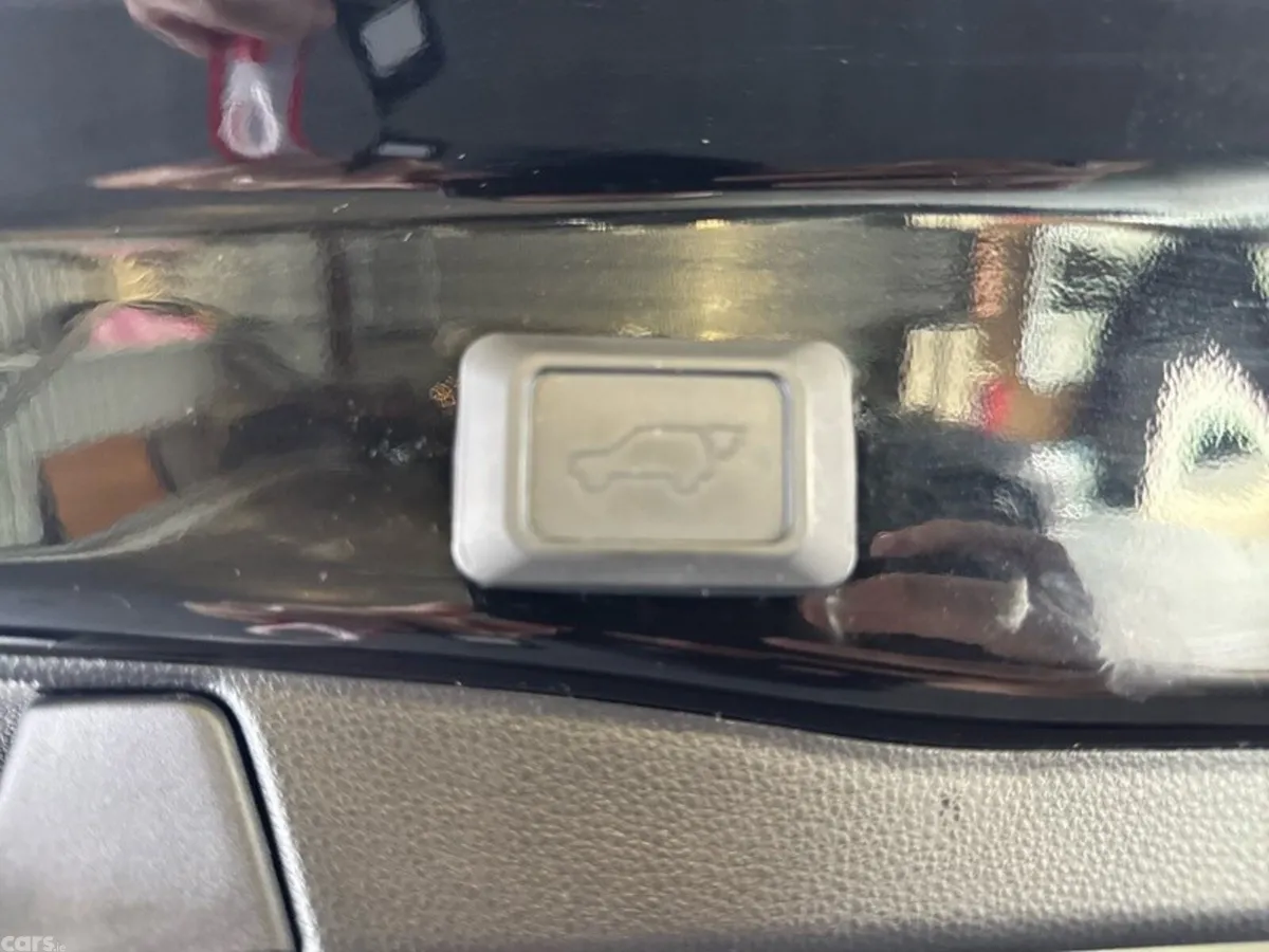 Toyota RAV4 SUV, Petrol Hybrid, 2022, Black