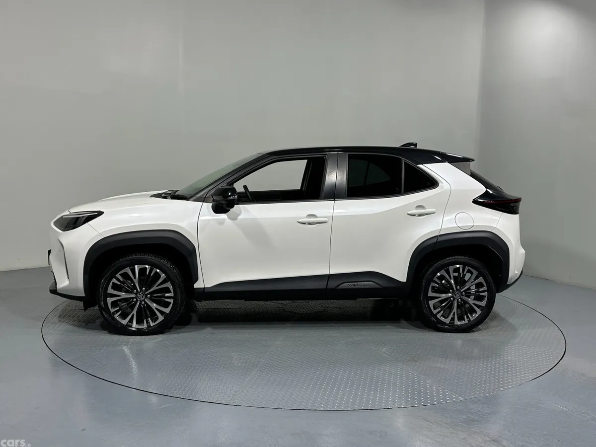 Toyota Yaris Cross SUV, Petrol, 2021, White