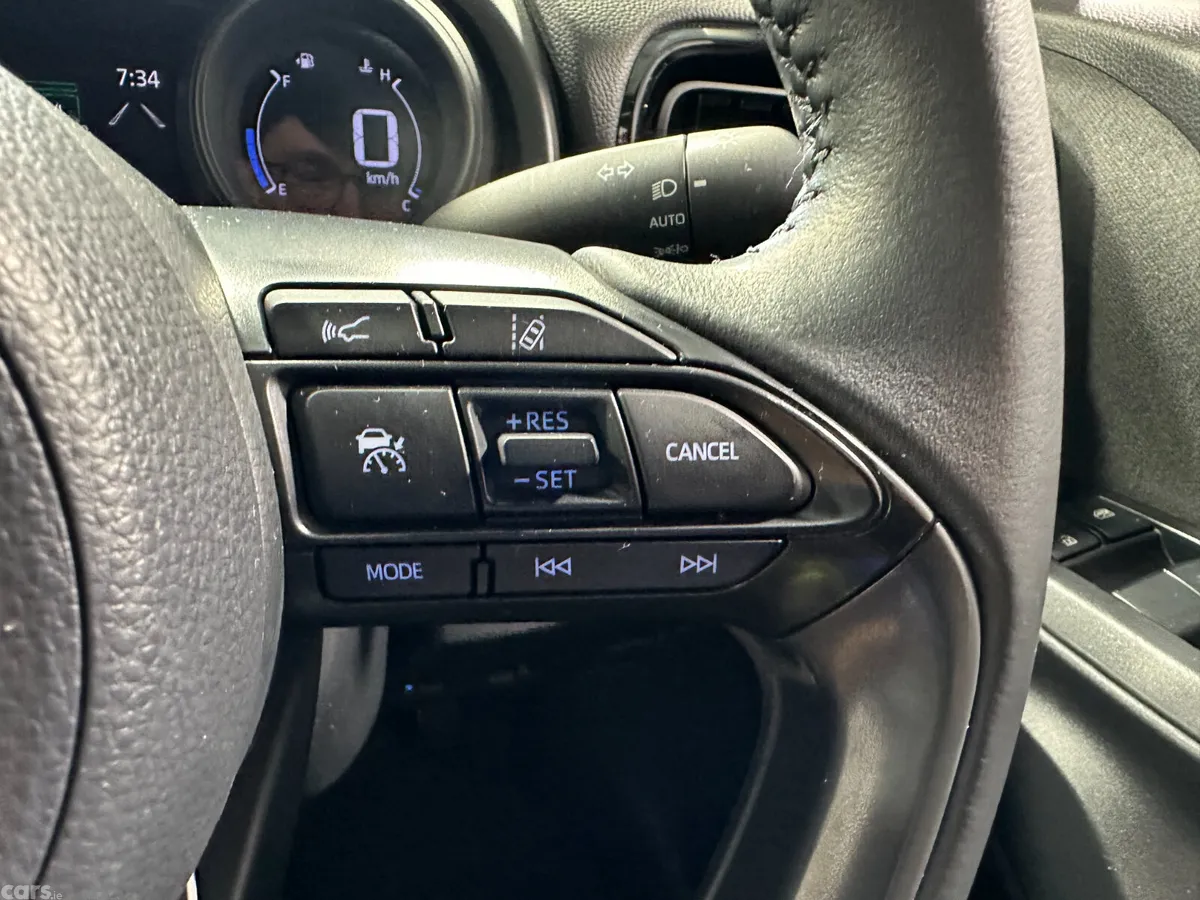 Toyota Yaris Cross SUV, Petrol, 2021, White