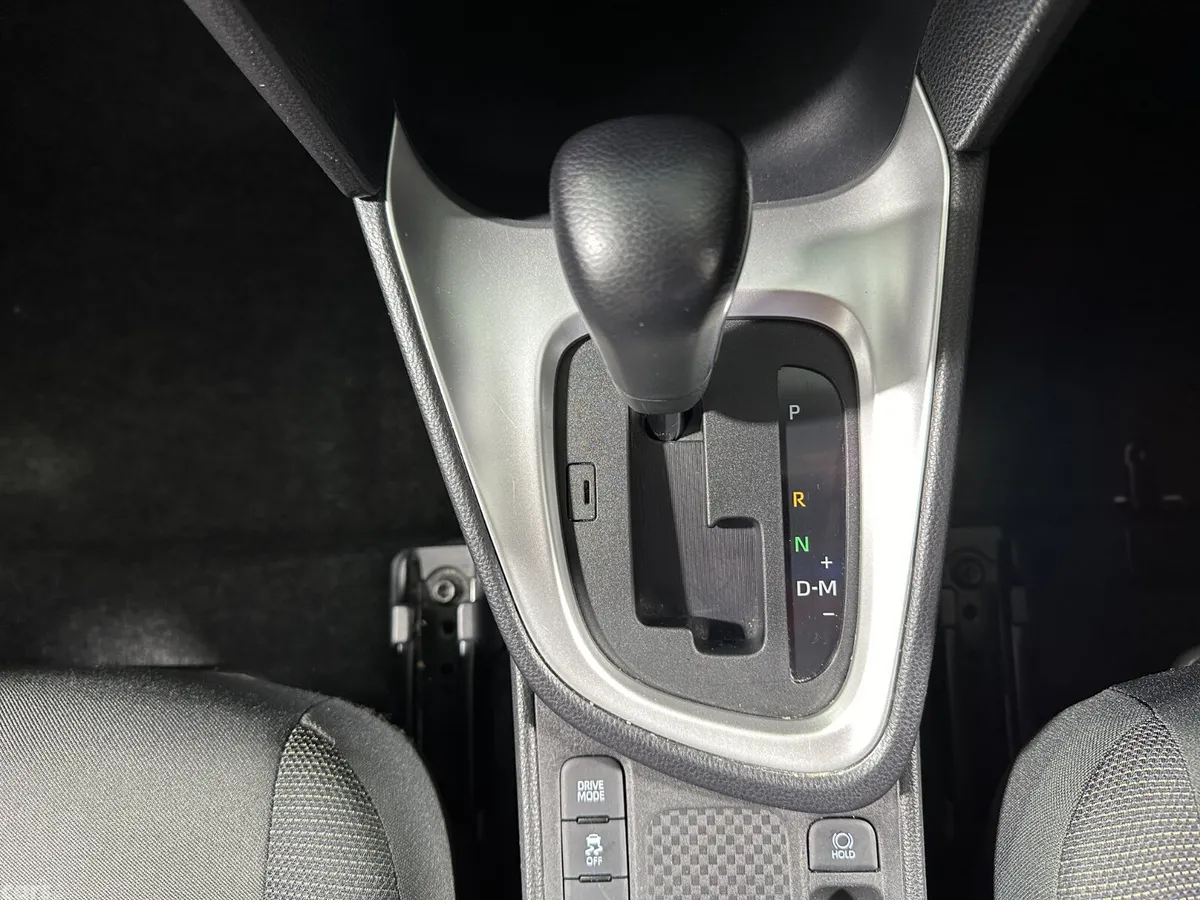 Toyota Yaris Cross SUV, Petrol, 2021, White