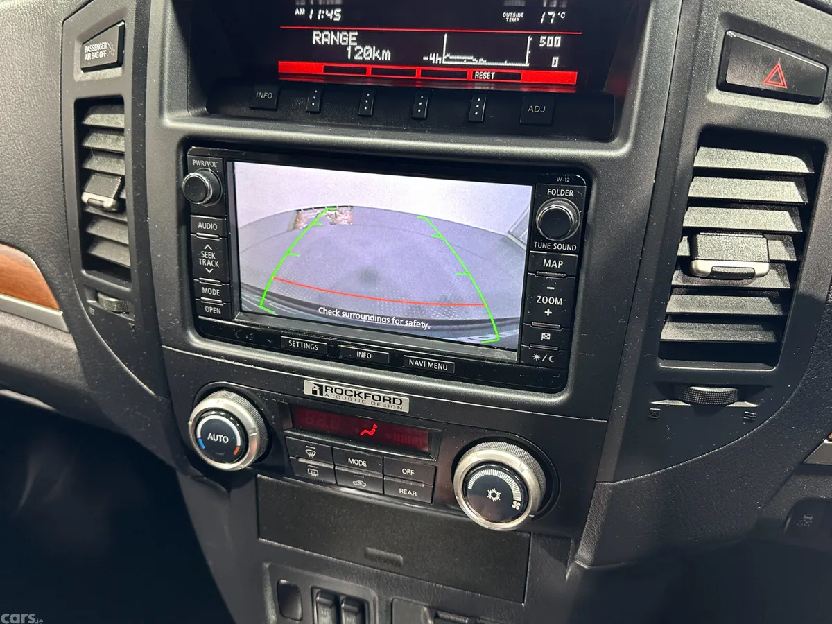 Mitsubishi Pajero SUV, Diesel, 2014, Black