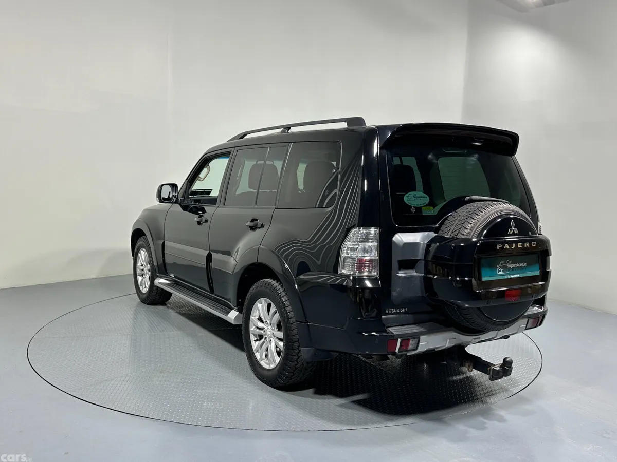 Mitsubishi Pajero SUV, Diesel, 2014, Black