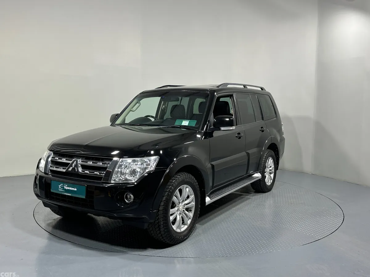 Mitsubishi Pajero SUV, Diesel, 2014, Black