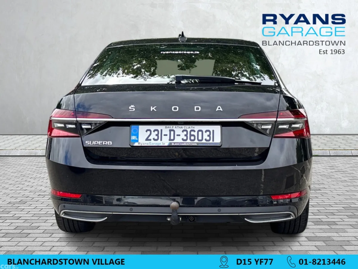 Skoda Superb Hatchback, Diesel, 2023, Black