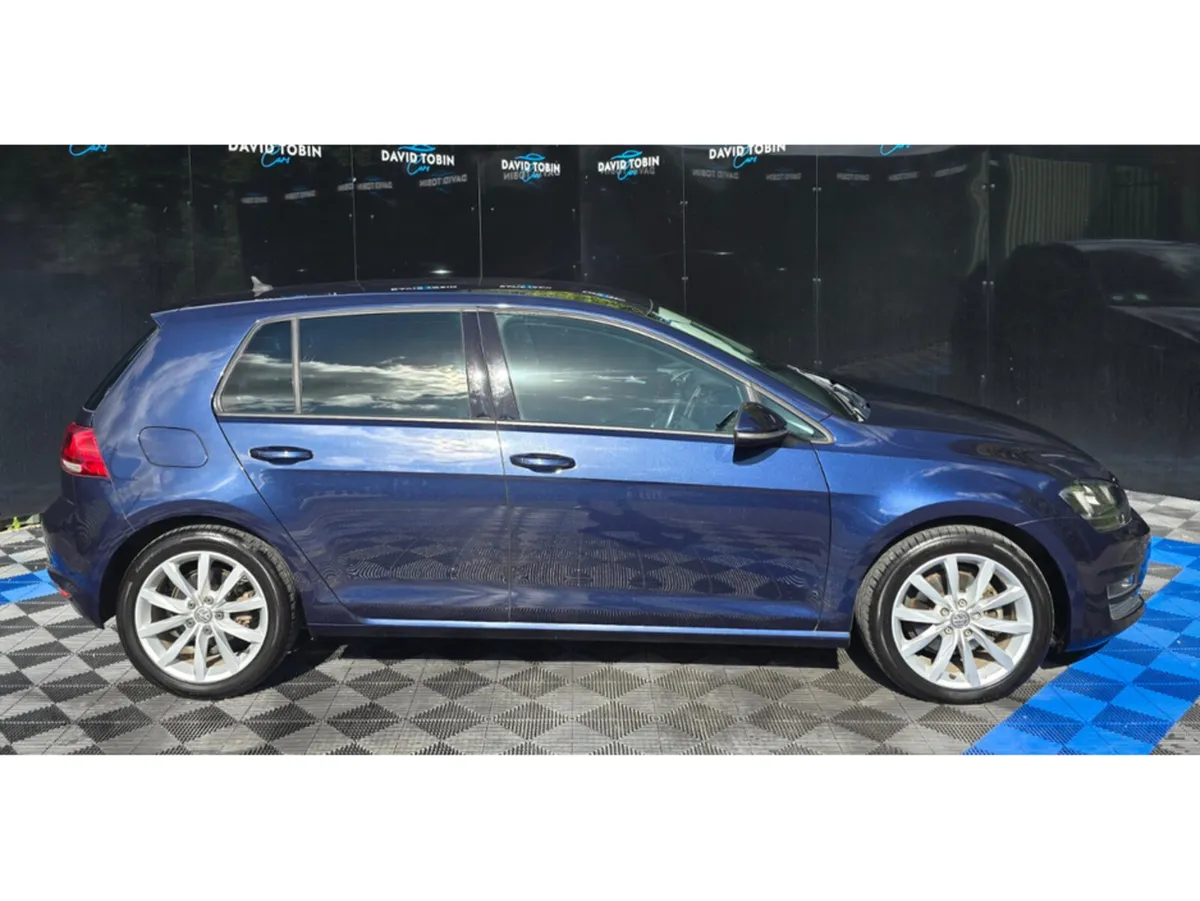 Volkswagen Golf Hatchback, Petrol, 2016, Blue