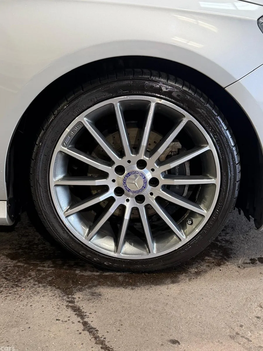 Mercedes-Benz A-Class Hatchback, Petrol, 2015, Silver