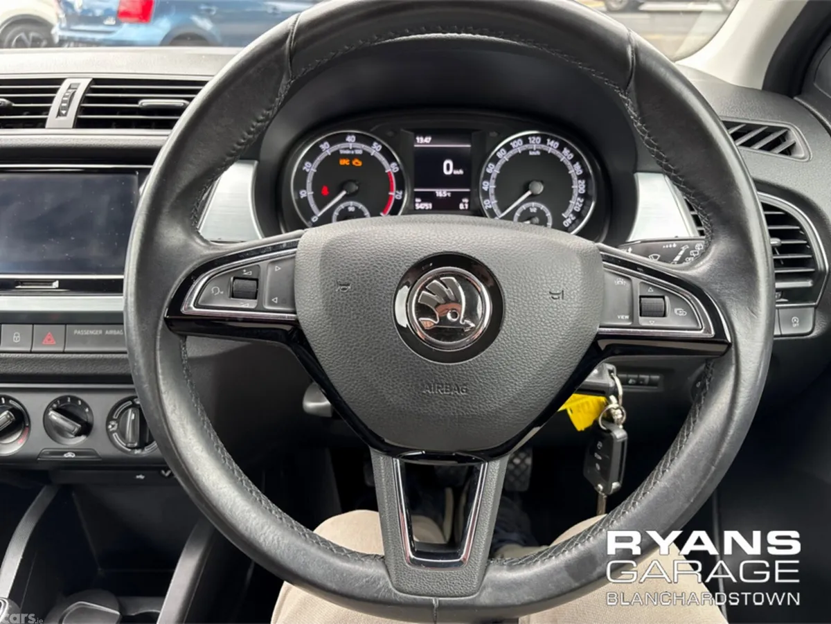 Skoda Fabia Hatchback, Petrol, 2019, Black