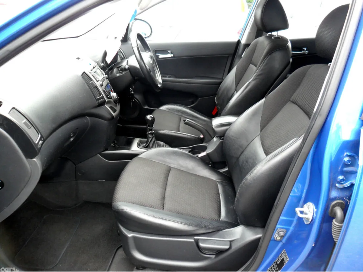 Hyundai i30 Estate, Diesel, 2010, Blue