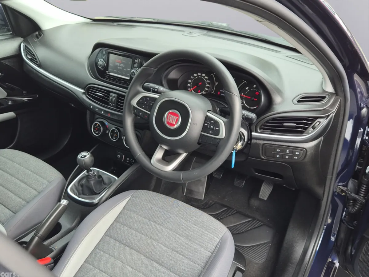 Fiat Tipo Saloon, Diesel, 2019, Blue
