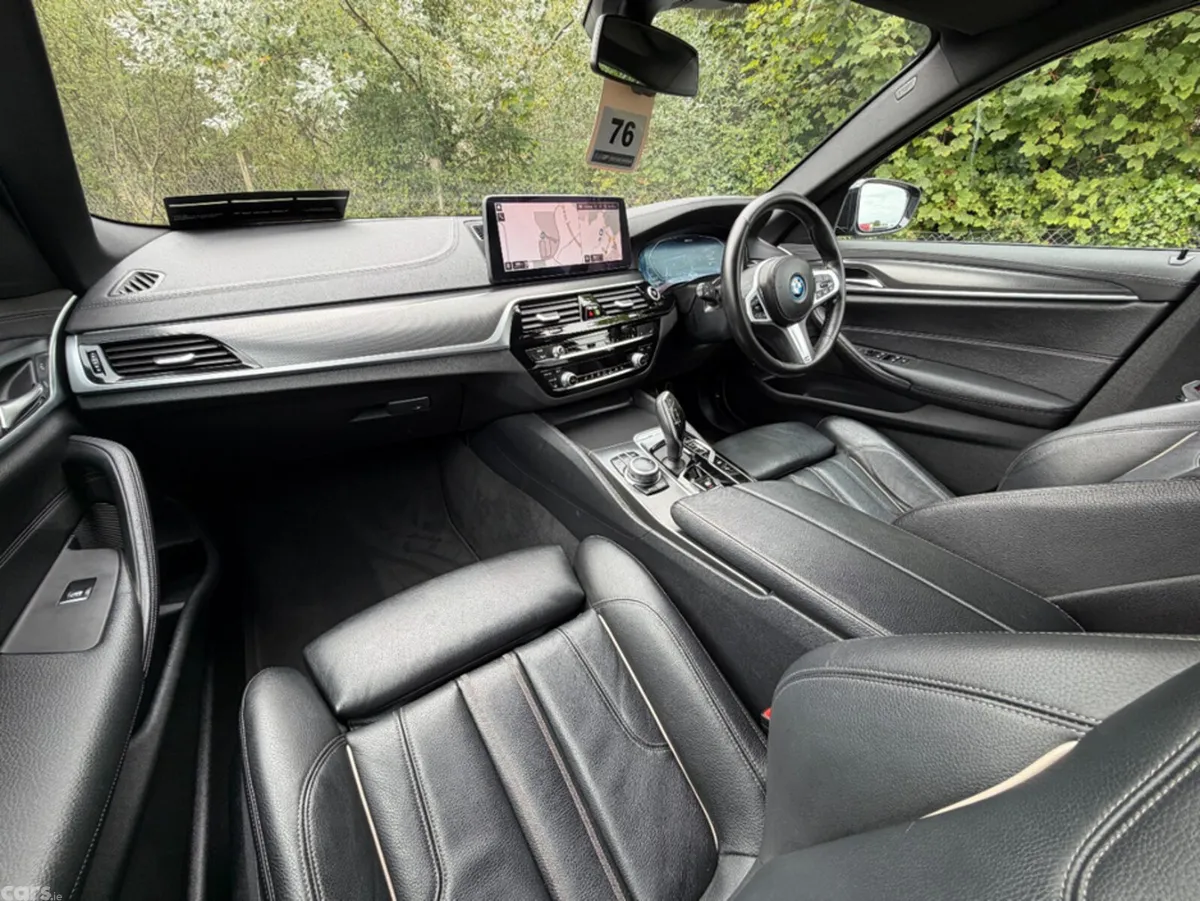 BMW 5-Series Saloon, Petrol Plug-in Hybrid, 2022, Black