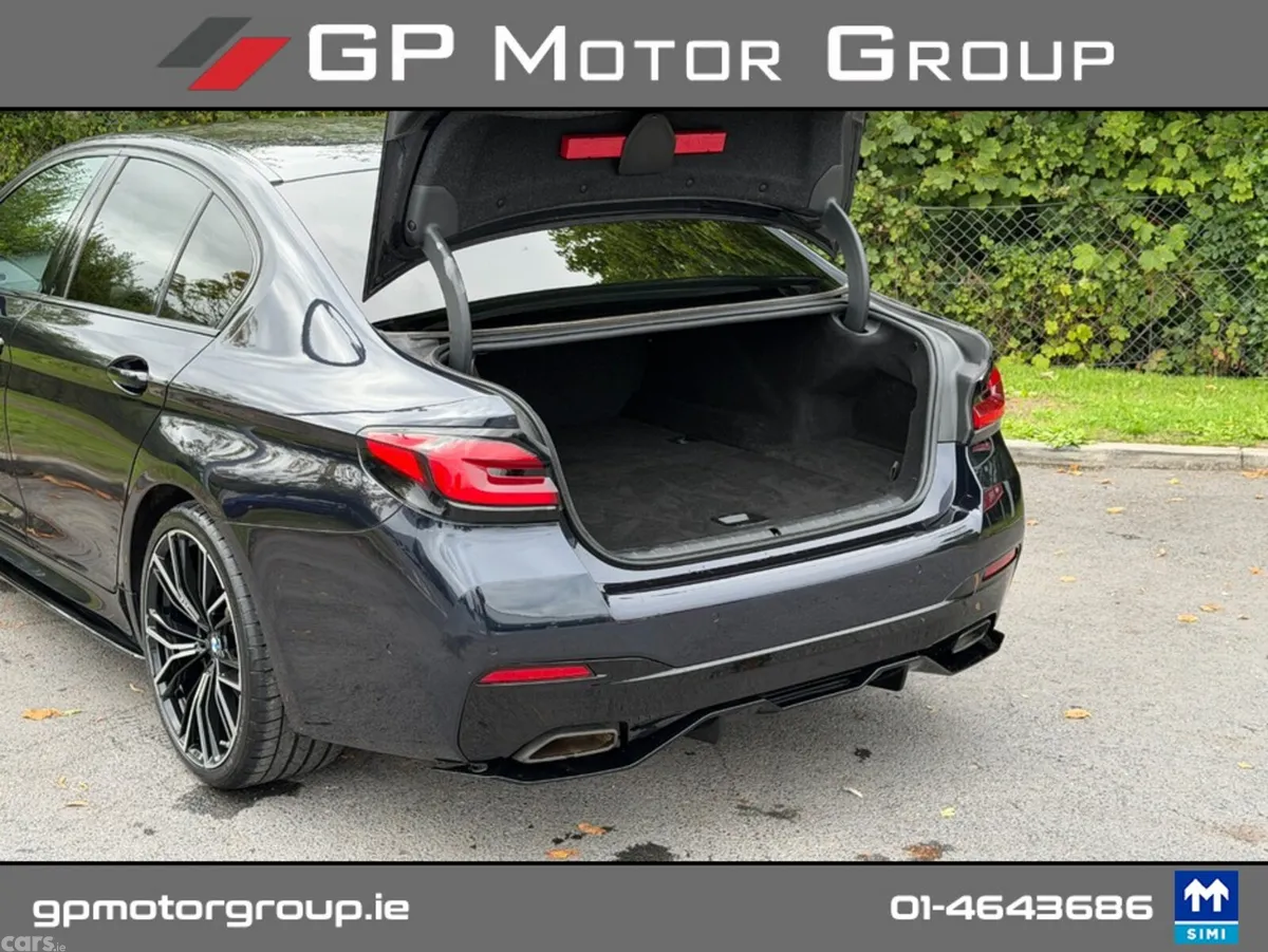 BMW 5-Series Saloon, Petrol Plug-in Hybrid, 2022, Black
