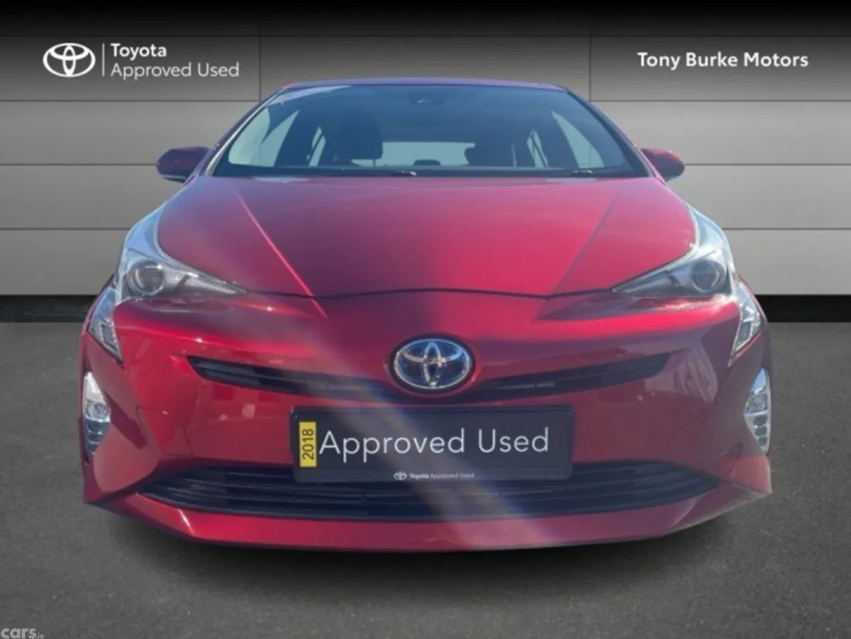 Toyota Prius Saloon, Petrol Hybrid, 2018, Red